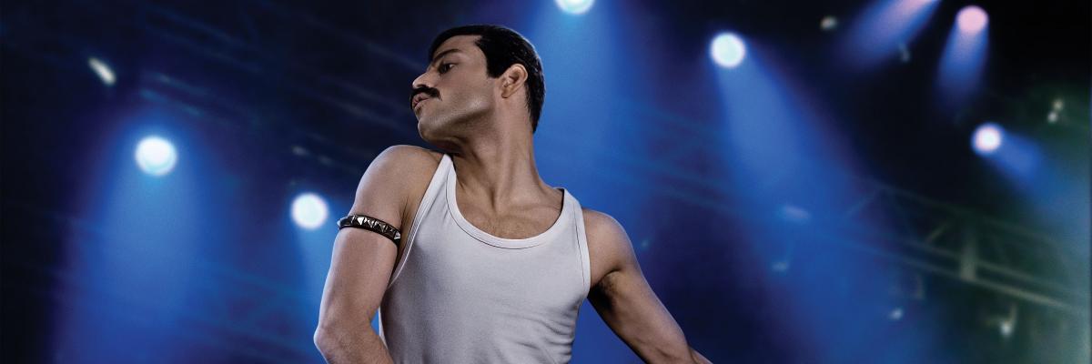 Rami Malek jako Freddie Mercury ve snímku Bohemian Rhapsody