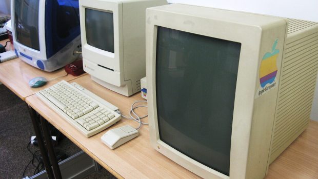 Počítačová výstava pro školy