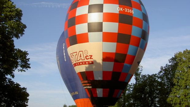 Mistrovství ČR 2012 v balonovém létání v Radešíně
