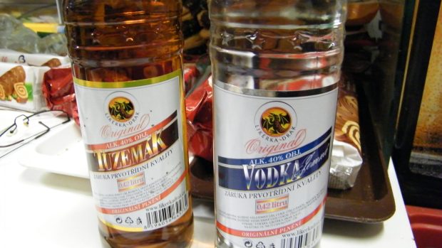 Alkohol z likérky Drak byl v obchodě v Ruské ulici v Děčíně pravý