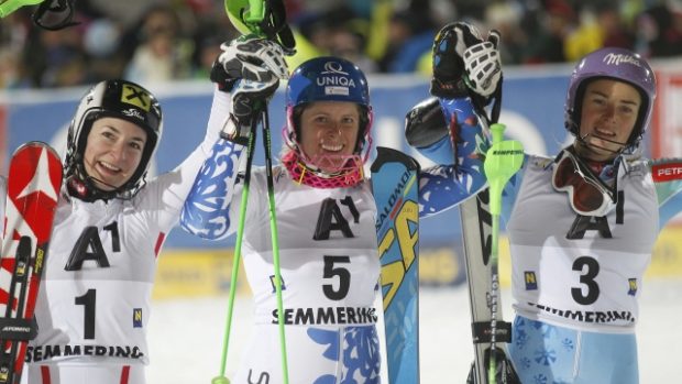 Veronika Velez-Zuzulová slaví svůj premiérový triumf ve Světovém poháru