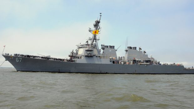 Americký torpédoborec USS Cole na snímku z června 2016 (ilustrační foto)