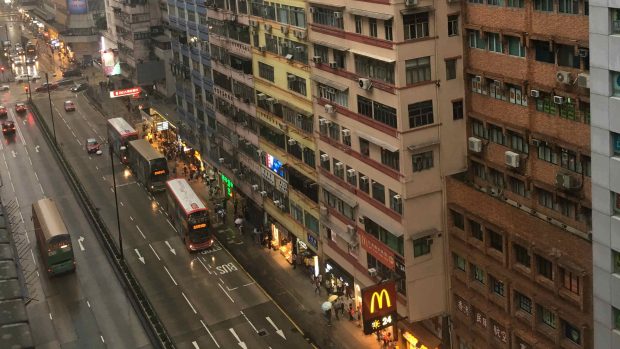 Legendární patrové tramvaje, které brázdí ulice Hongkongu už skoro 120 let