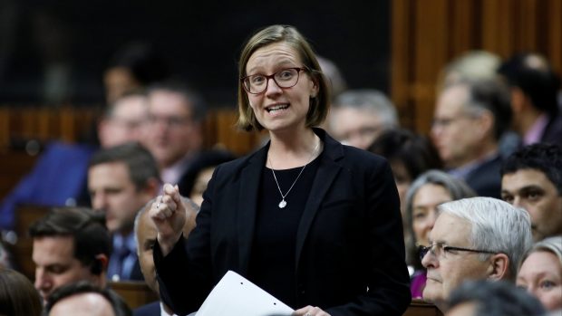 Karina Gouldová, ministryně kanadské vlády