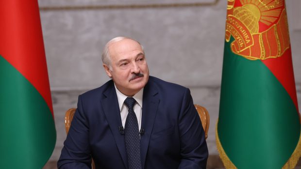 Podle úřadů volby pošesté vyhrál Alexandr Lukašenko, tentokráte s více než 80 procenty hlasů