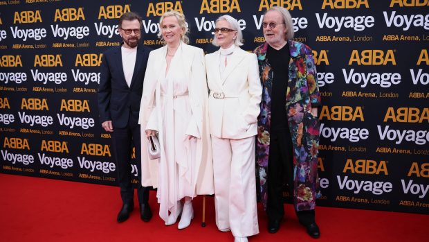 Členové skupiny ABBA v roce 2022 (zleva): Björn Ulvaeus, Agnetha Fältskogová, Anni-Frid Lyngstadová a Benny Andersson