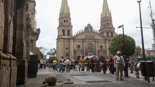Zemětřesení v Mexiku poničilo také budovy