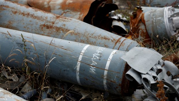 Ukrajinská armáda ukázala trosky raket, které používá ruská armáda