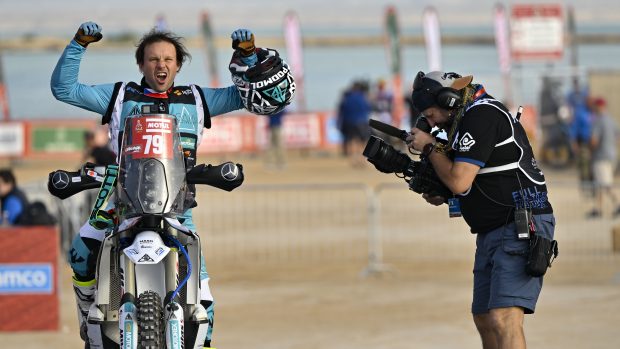 Libor Podmol v cíli prologu na letošním ročníku rallye Dakar