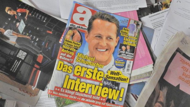 Titulní strana německého magazínu Die Aktuelle lákala na rozhovor s Michaelem Schumacherem