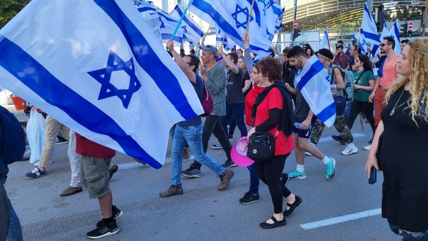 Pochod na protest proti chystané novele izraelského soudnictví