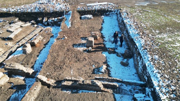Archeologové objevili římský oblouk