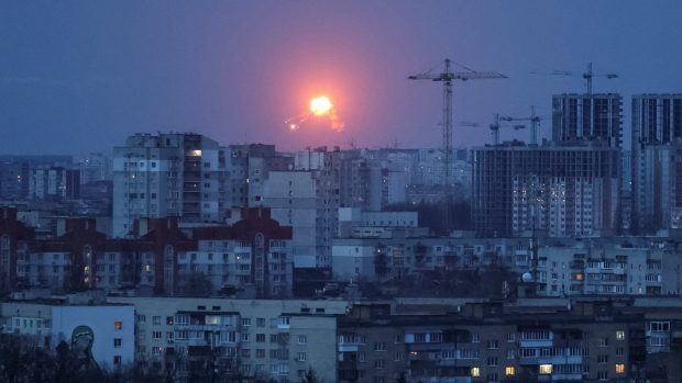 Ruský raketový útok nad Kyjevem (ilustrační foto)
