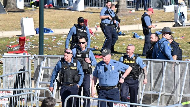 Policie zasahuje při střelbě na oslavách Super Bowlu v Kansas City