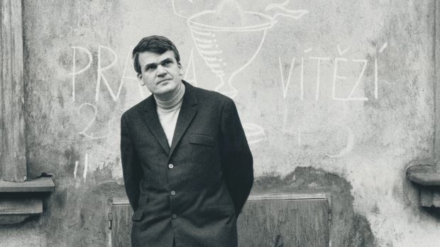Milan Kundera na 5. sjezdu českých spisovatelů v Praze, 1967