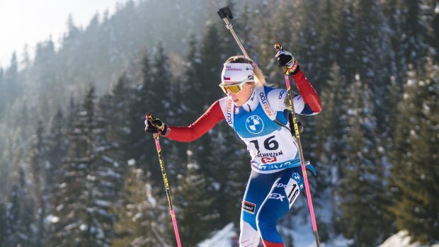 Biatlonistka Tereza Voborníková během stíhacího závodu Světového poháru v Hochfilzenu
