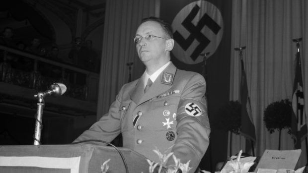 Vůdce Sudetoněmecké strany Konrad Henlein při projevu v pražské Lucerně, 4. února 1942