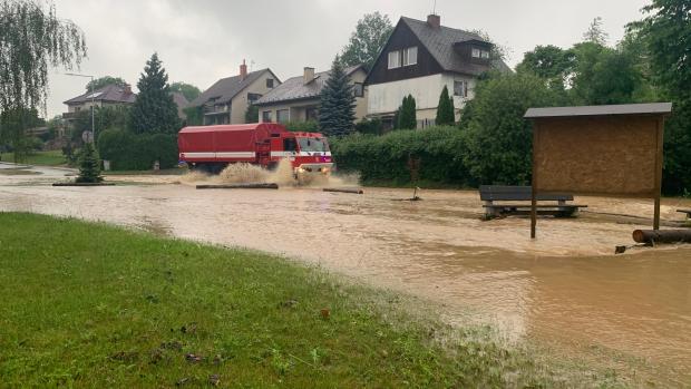 Velká voda v Lupenicích na Rychnovsku.
