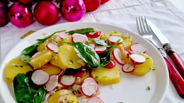 Na své si na Vánoce přijdou i vyznavači zdravého konzumování bramborového salátu