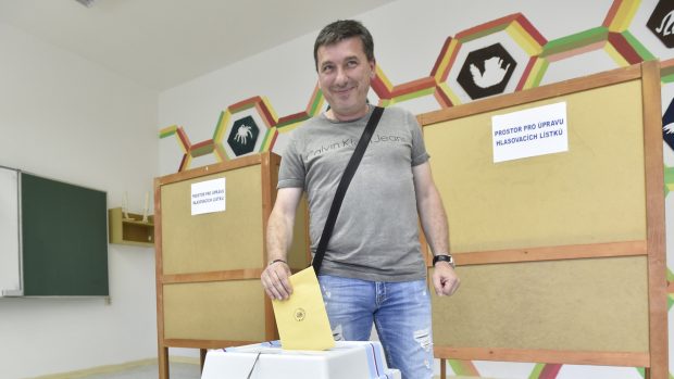Vítěz doplňovacích voleb do Senátu ve Zlíně Tomáš Goláň.