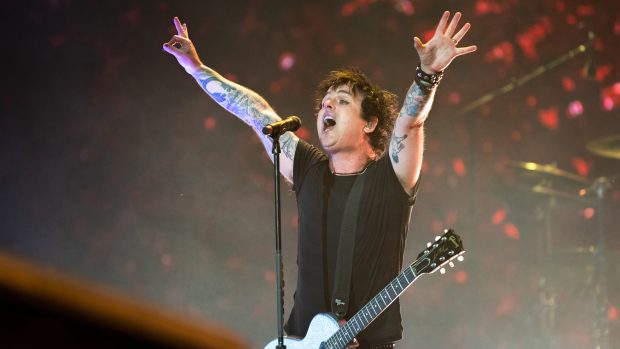Frontman skupiny Green Day Billie Joe Armstrong na festivalu Rock for People