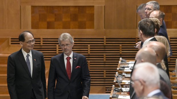 Předseda senátu Miloš Vystrčil a předseda tchaj-wanského parlamentu Jou Si-kchun