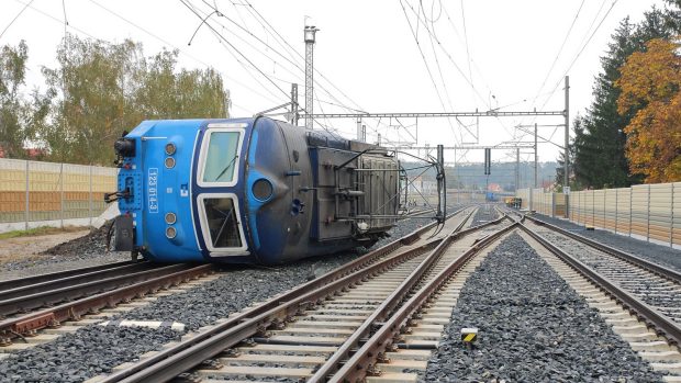 Havárie nákladního vlaku u Poříčan na Kolínsku