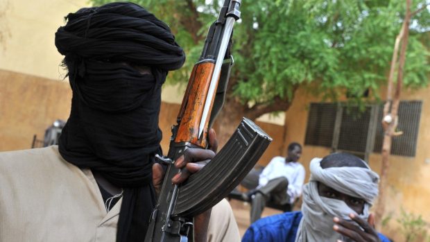 Islámští radikálové z Burkiny Faso se přidávají k ozbrojenému povstání islamistů v Mali (archivní snímek z roku 2012). Dnes už má Burkina Faso i &quot;vlastní&quot; džihádisty: říkají si Ansarul Islam neboli Obránci islámu.