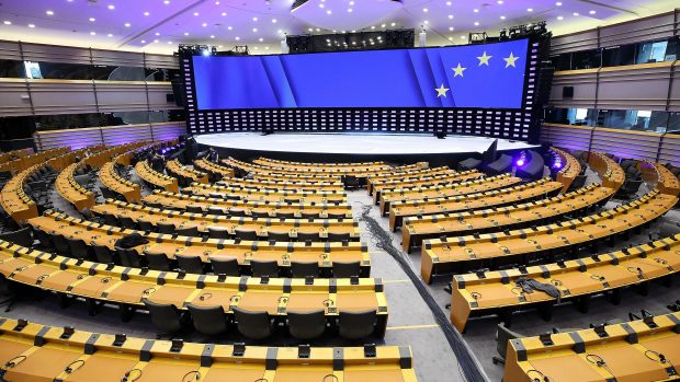 V sídle Evropského parlamentu v Bruselu zasahovala policie