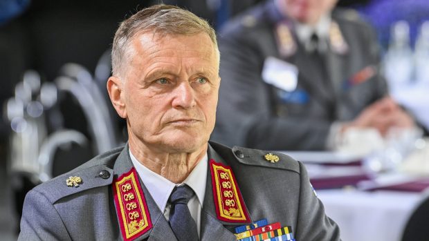 Generál Timo Kivinen řídí finské ozbrojené síly od roku 2019