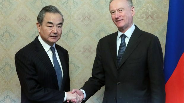 Čínský diplomat  Wang I v Moskvě jednal s tajemníkem ruské bezpečnostní rady Nikolajem Patruševem