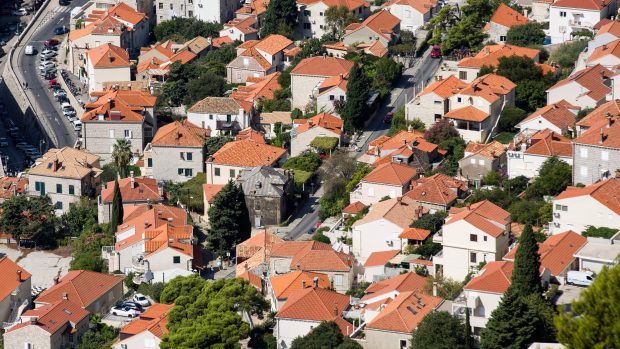 V budoucnosti chce navíc Dubrovnik zakázat veškerý pohyb po centru s velkými zavazadly