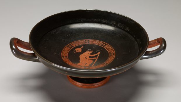 Kylix (pohár) červenofigurové keramiky