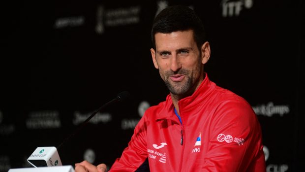 Novak Djoković na tiskové konferenci k Davis Cupu
