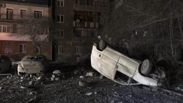 Další oběť si podle ministra vnitra Ihora Klymenka vyžádalo noční ostřelování Charkovské oblasti