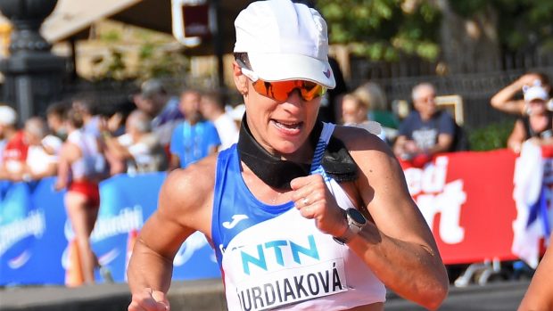 Tereza Ďurdiaková během závodu na mistrovství světa v Budapešti