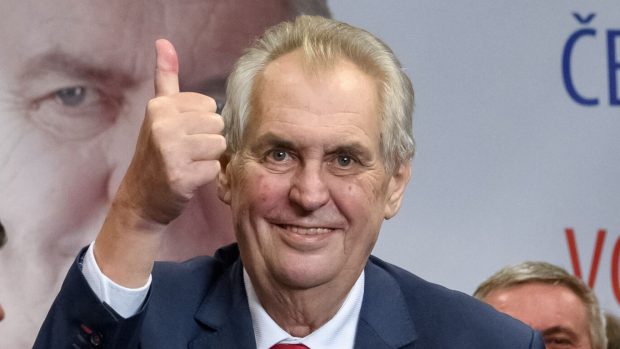 Miloš Zeman porazil Jiřího Drahoše o zhruba 152 tisíc hlasů (leden 2018)