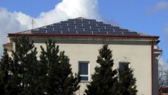 Solární elektrárna na střeše školního objektu v Litoměřicích