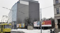 Proluka vedle domu Platinium v Brně, kde chtěla společnost Sono Records postavit multifunkční centrum.