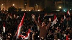 Egypťané oslavují rezignaci prezidenta Husního Mubaraka.