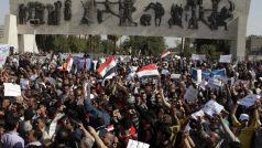 Protivládní protesty na náměstí Tahrír v Bagdádu