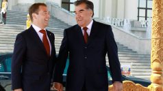 Prezidenti Ruska a Tádžikistánu Dmitrij Medvěděv a Emomali Rachmon