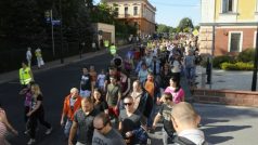 Ve Varnsdorfu se sešlo 2. září odpoledne asi 300 lidí na demonstraci proti nepřizpůsobivým obyvatelům.