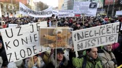 Další ze série demonstrací proti korupci v politice se konala na bratislavském Náměstí SNP.