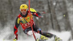 Chorvatský lyžař Ivica Kostelić při slalomové části superkombinace v Soči