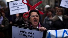 Proti reformě zákoníku práce protestovali v Barceloně a dalších městech