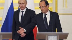 Ruský prezident Vladimir Putin (vlevo) a jeho francouzský protějšek Francois Hollande