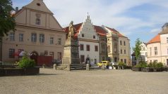 Pomník Jana Žižky z let 1877 až 1884 přehlíží stejnojmenné ústřední náměstí