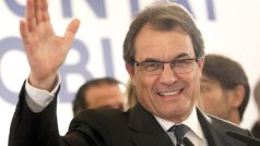 Katalánská konvergence a unie Artura Mase vyhrála, ztratila ale pětinu poslanců