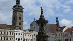 České Budějovice: náměstí Přemysla Otakara II., Samsonova kašna a Černá věž